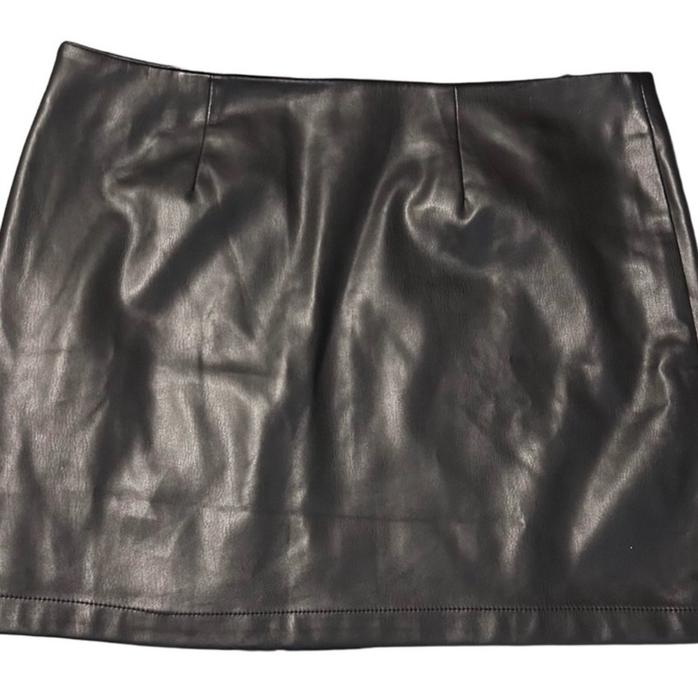 Juicy Couture Black Leather Mini Skirt